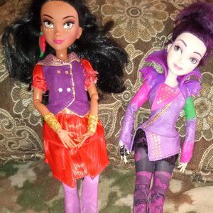 Disney Descendants Dolls Mal & Freddie